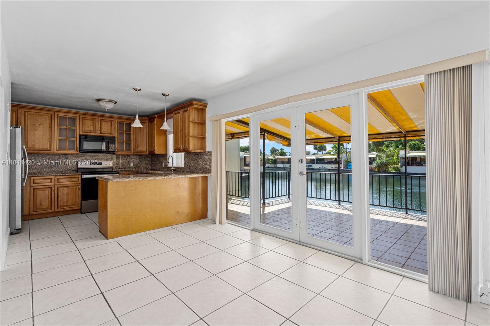 MIAMI LAKES LOCH LOMOND W - Residential