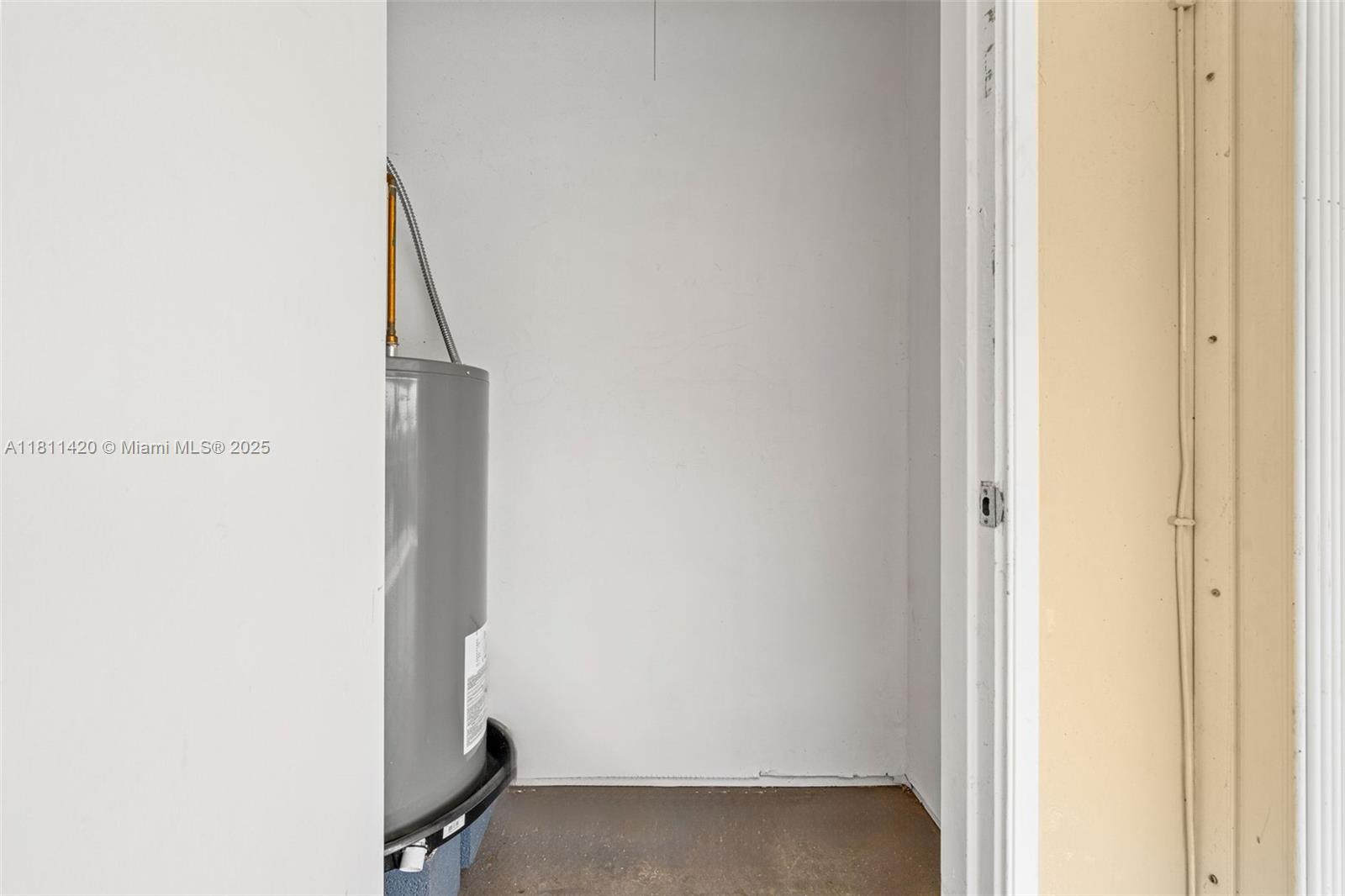 MIAMI LAKES LOCH LOMOND W - Residential