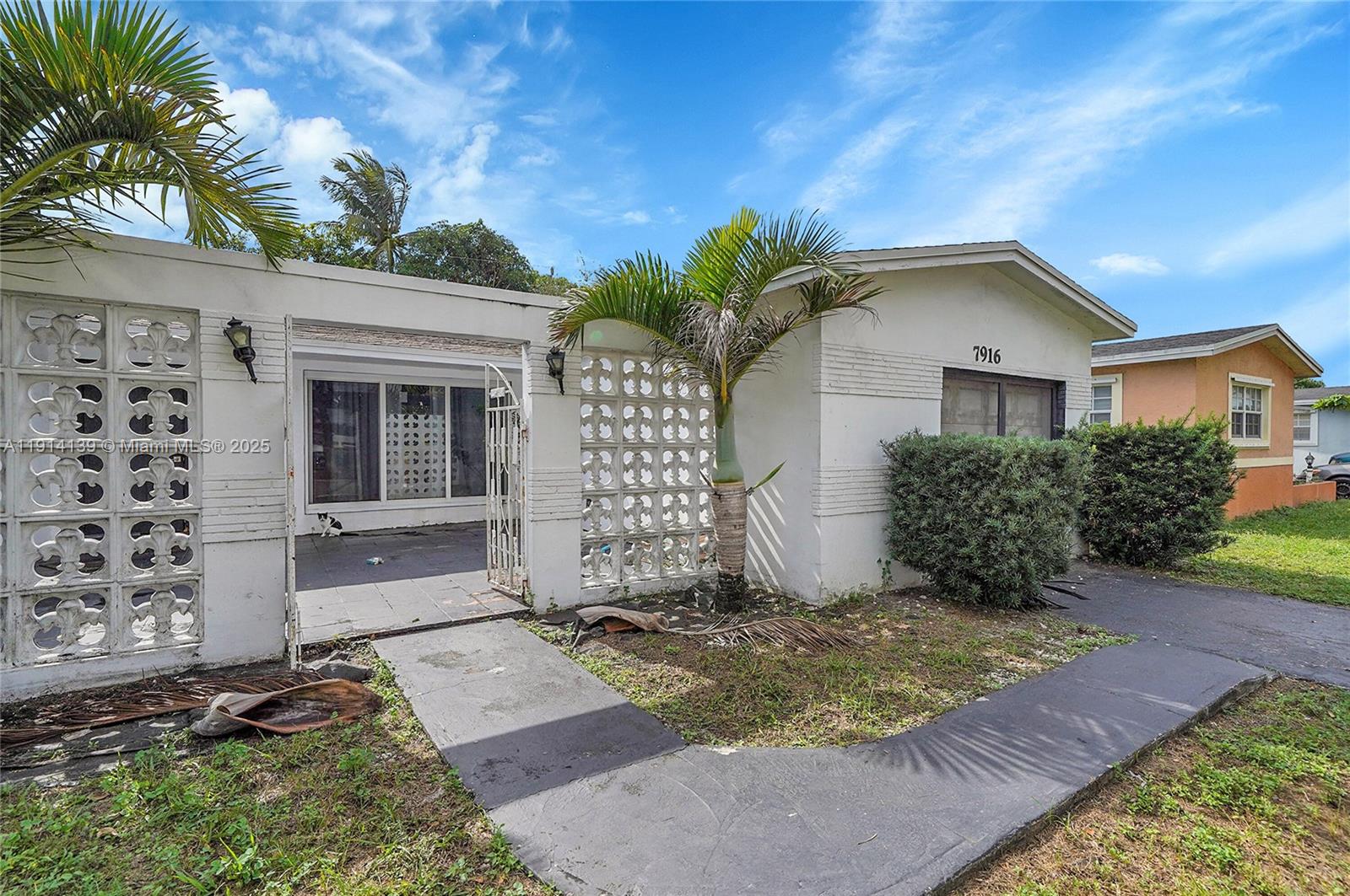 MIRAMAR SEC 10 - Residential