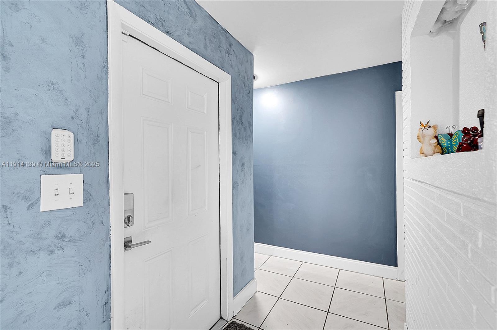 MIRAMAR SEC 10 - Residential