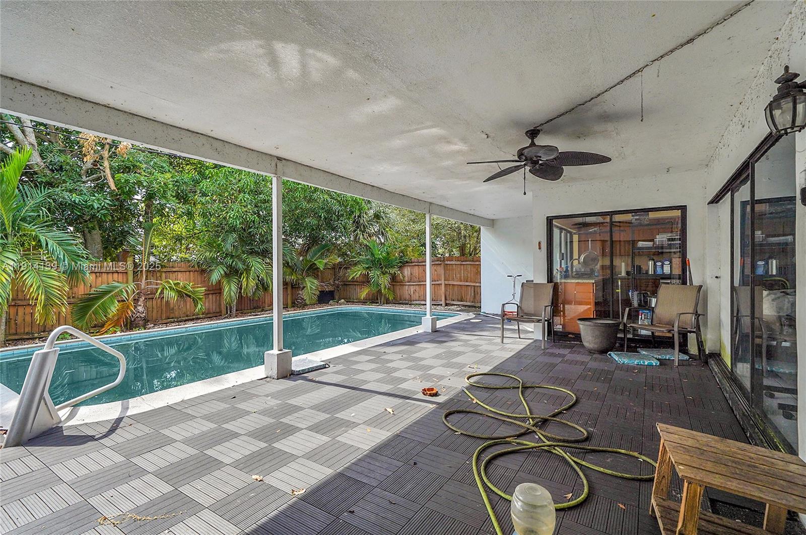 MIRAMAR SEC 10 - Residential