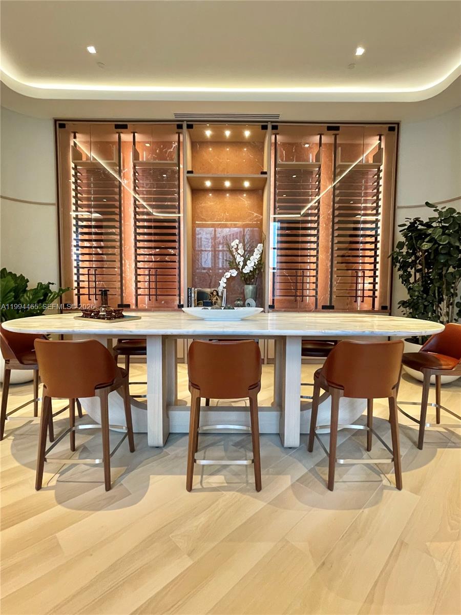 VICEROY BRICKELL - Residential Lease