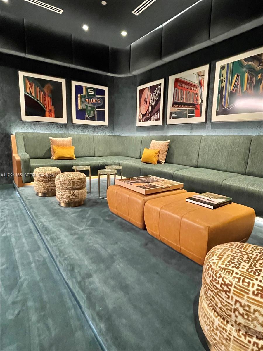 VICEROY BRICKELL - Residential Lease