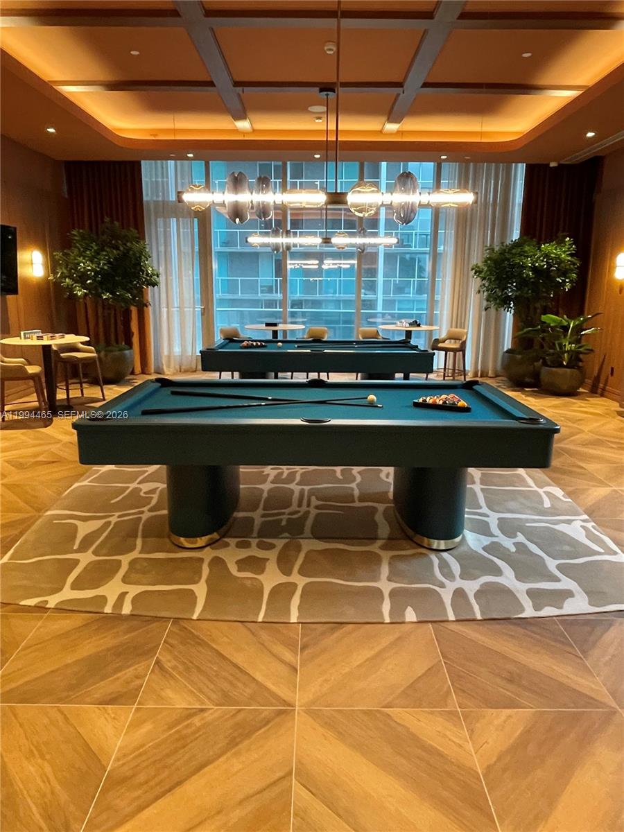 VICEROY BRICKELL - Residential Lease