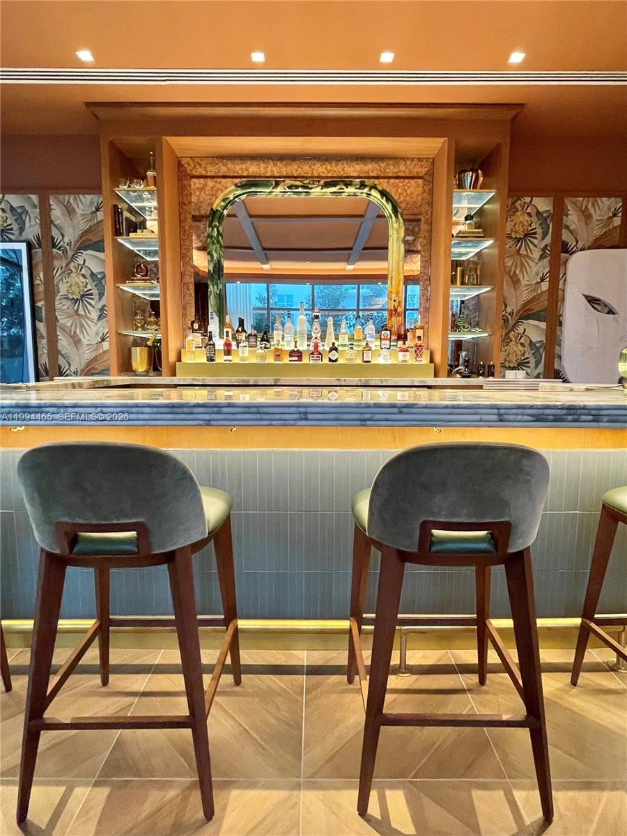 VICEROY BRICKELL - Residential Lease