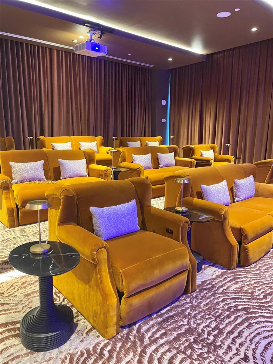 VICEROY BRICKELL - Residential Lease