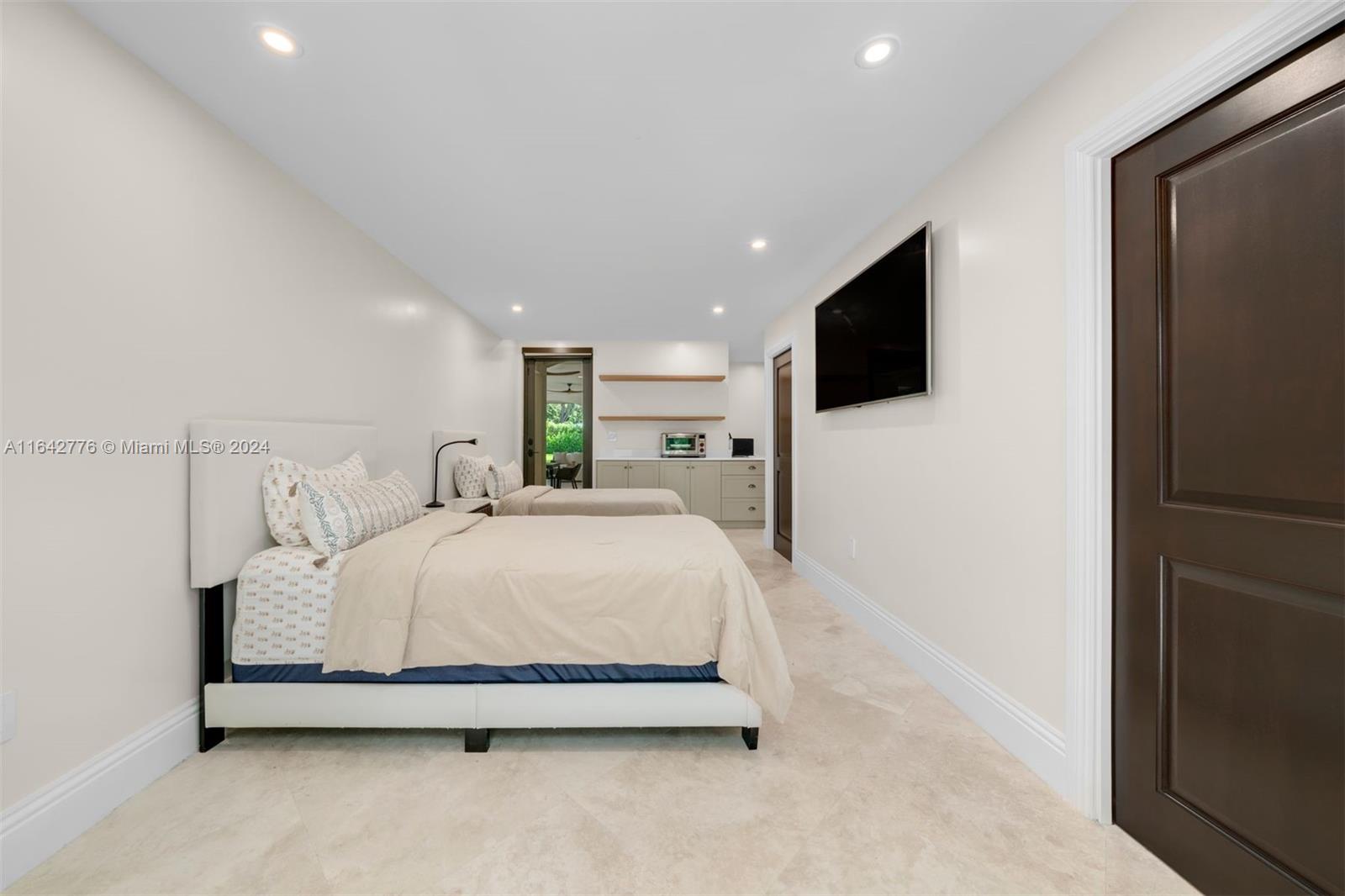 RIDGEWOOD SUB - Residential