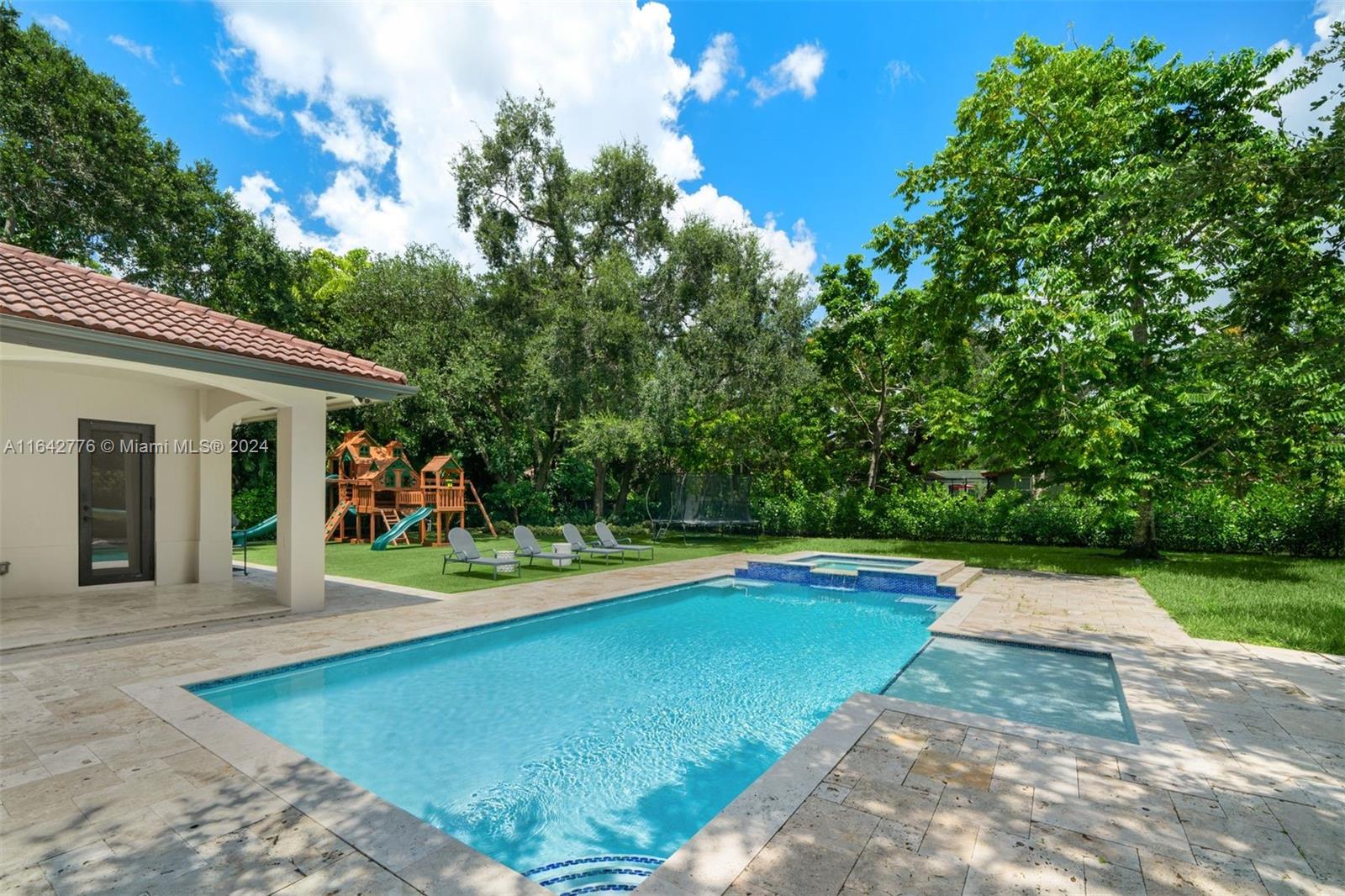 RIDGEWOOD SUB - Residential
