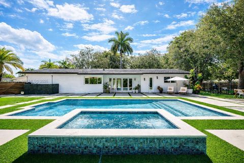 7601 SW 165th Ter Palmetto Bay FL 33157