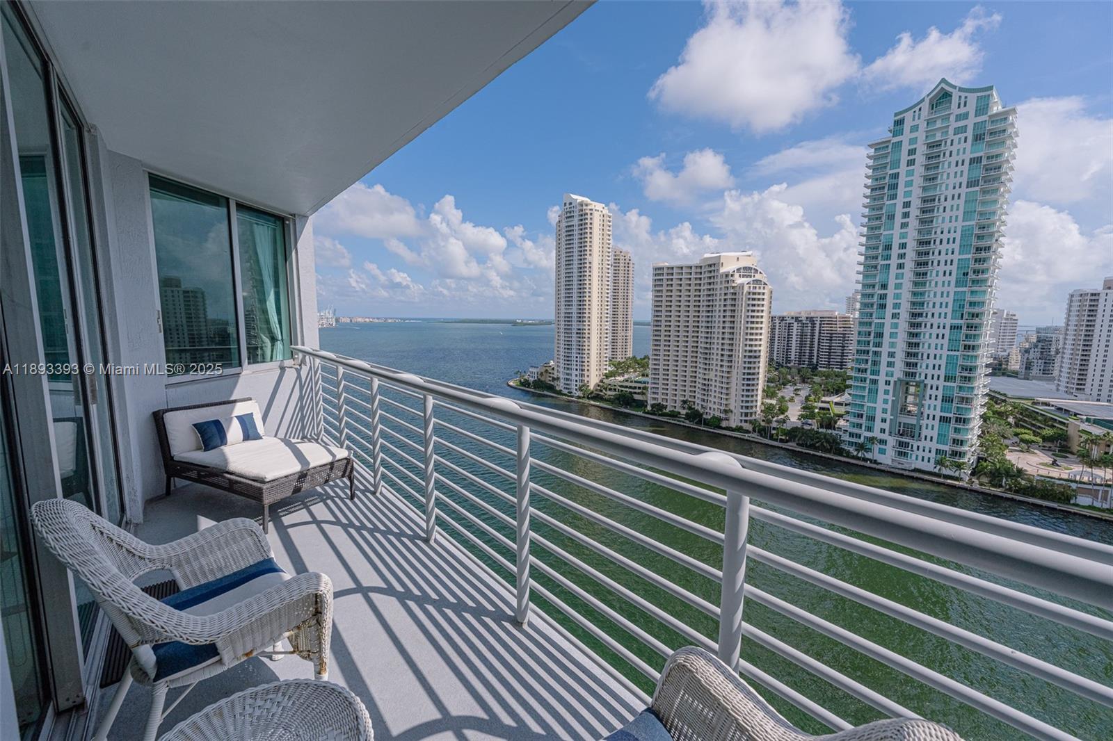 325 S Biscayne Blvd 2119