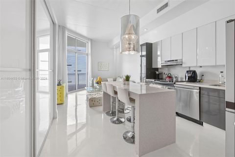 2001 Meridian Ave 525 Miami Beach FL 33139