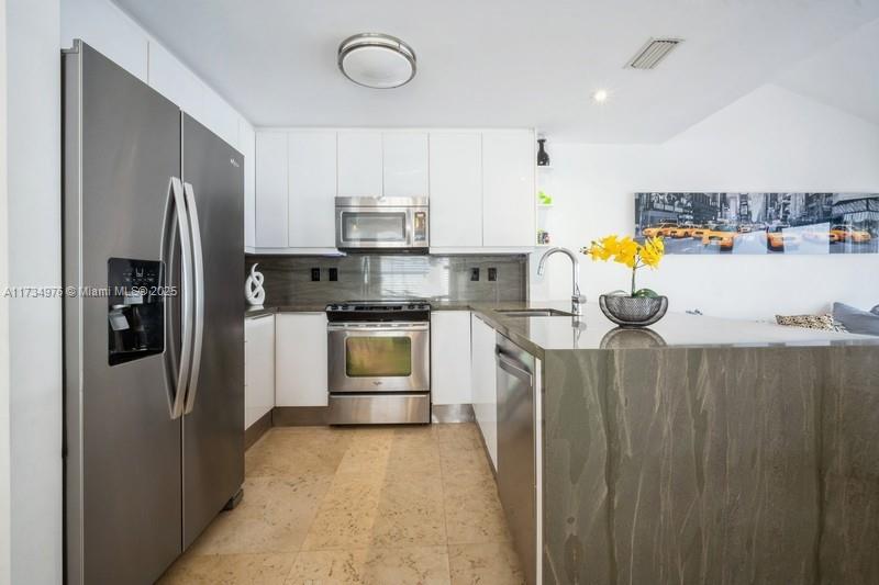 21216 Harbor Way 153-15