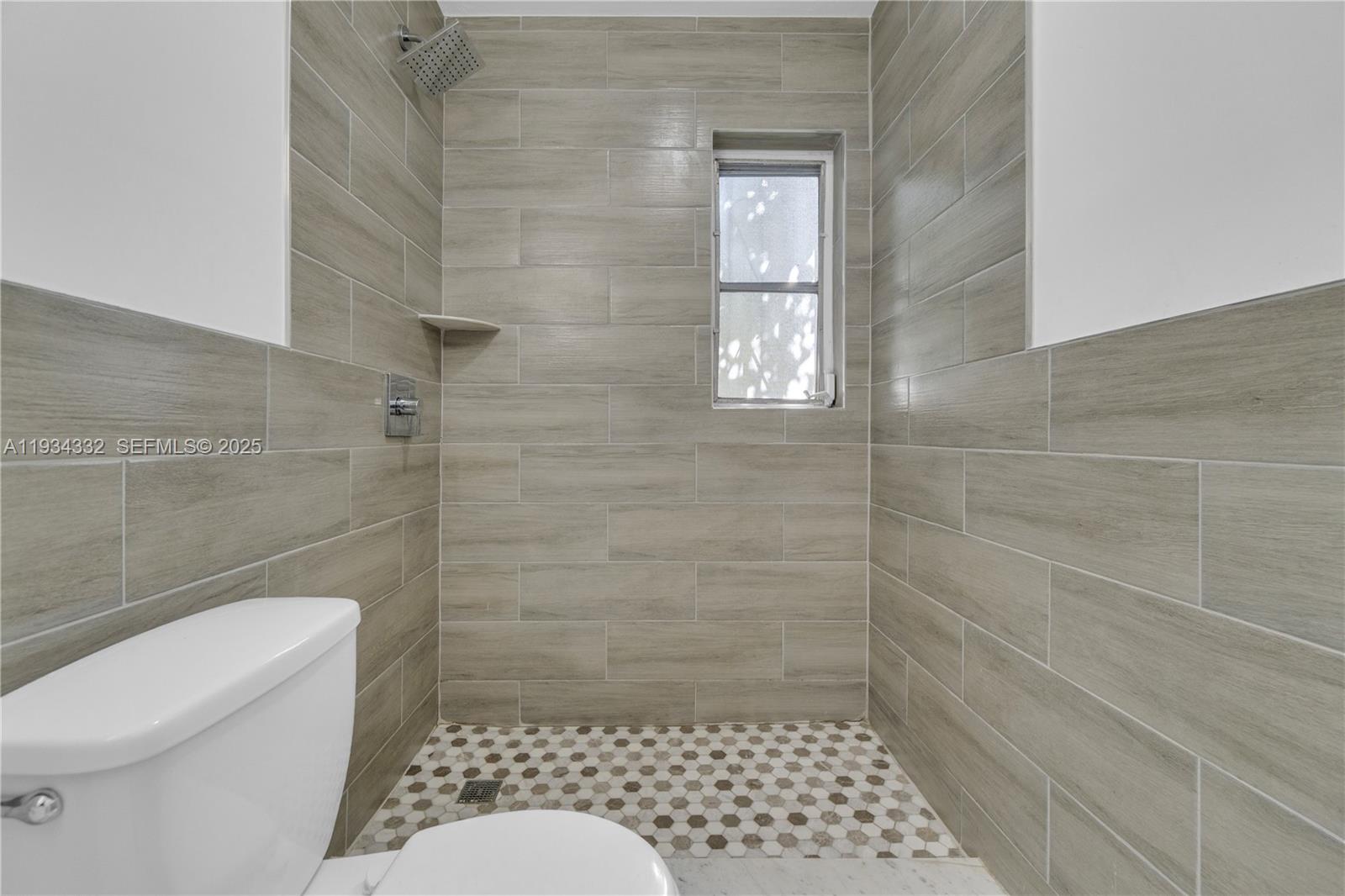 7TH AVENUE HIGHLANDS - Residential Income