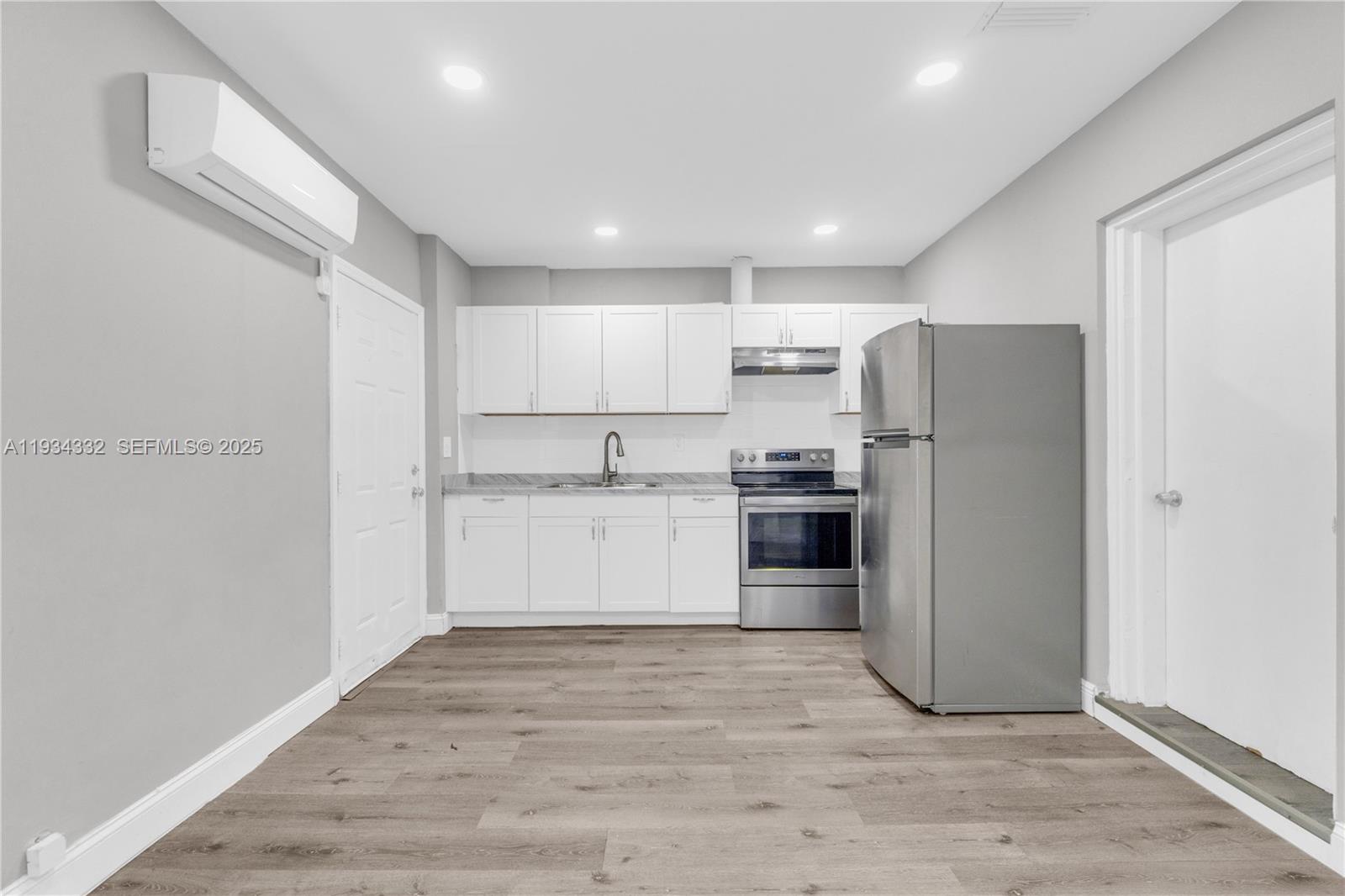 7TH AVENUE HIGHLANDS - Residential Income