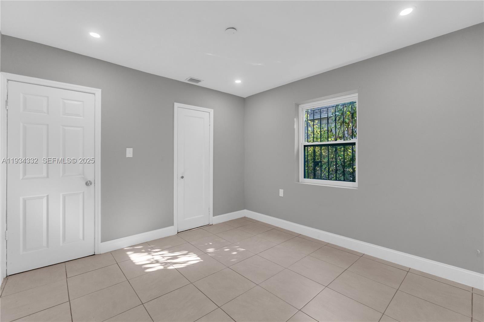 7TH AVENUE HIGHLANDS - Residential Income