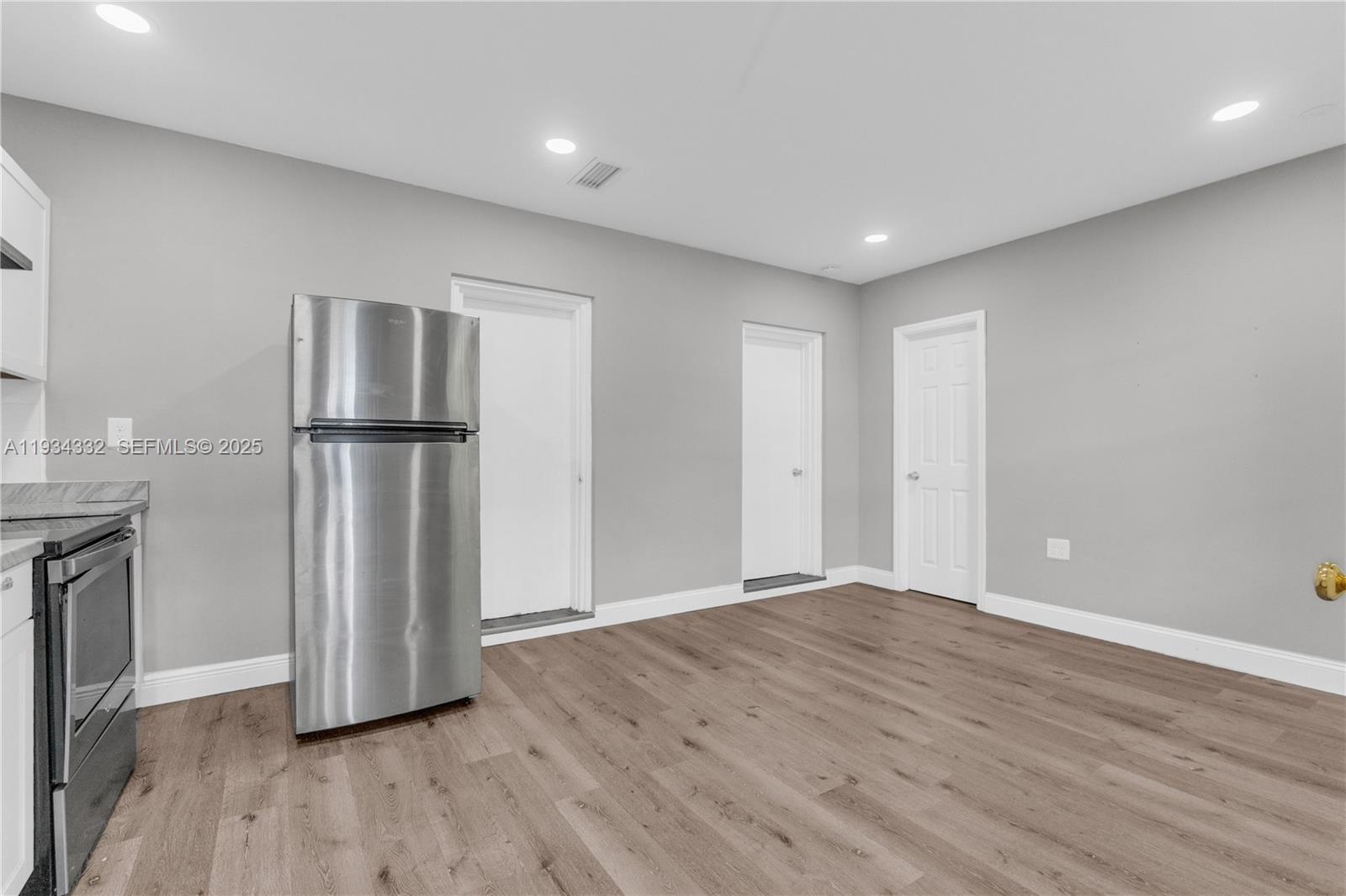 7TH AVENUE HIGHLANDS - Residential Income