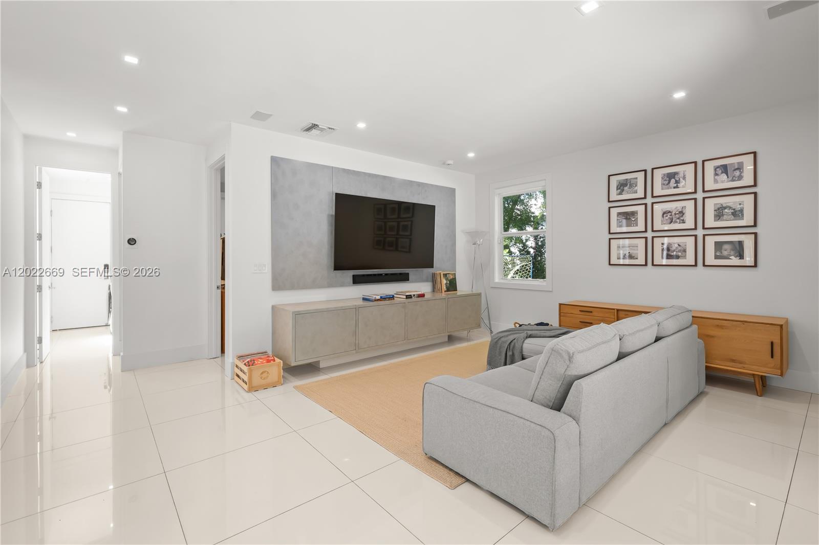 SHAW PROPERTY - Residential