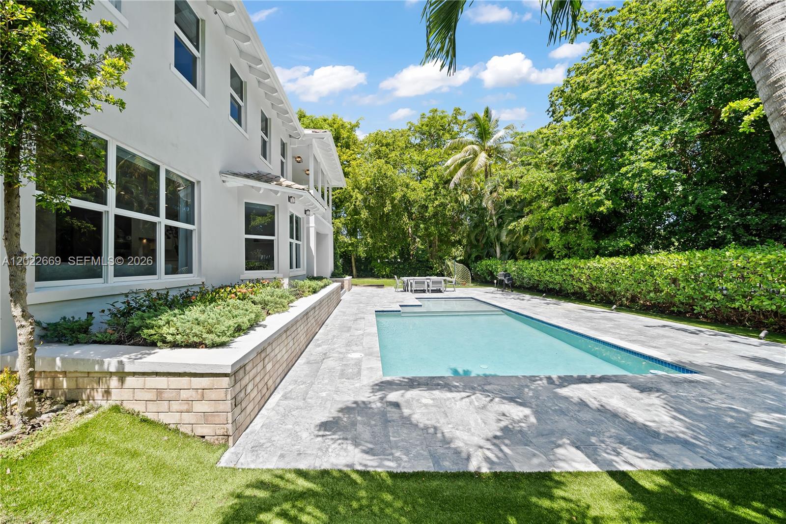 SHAW PROPERTY - Residential