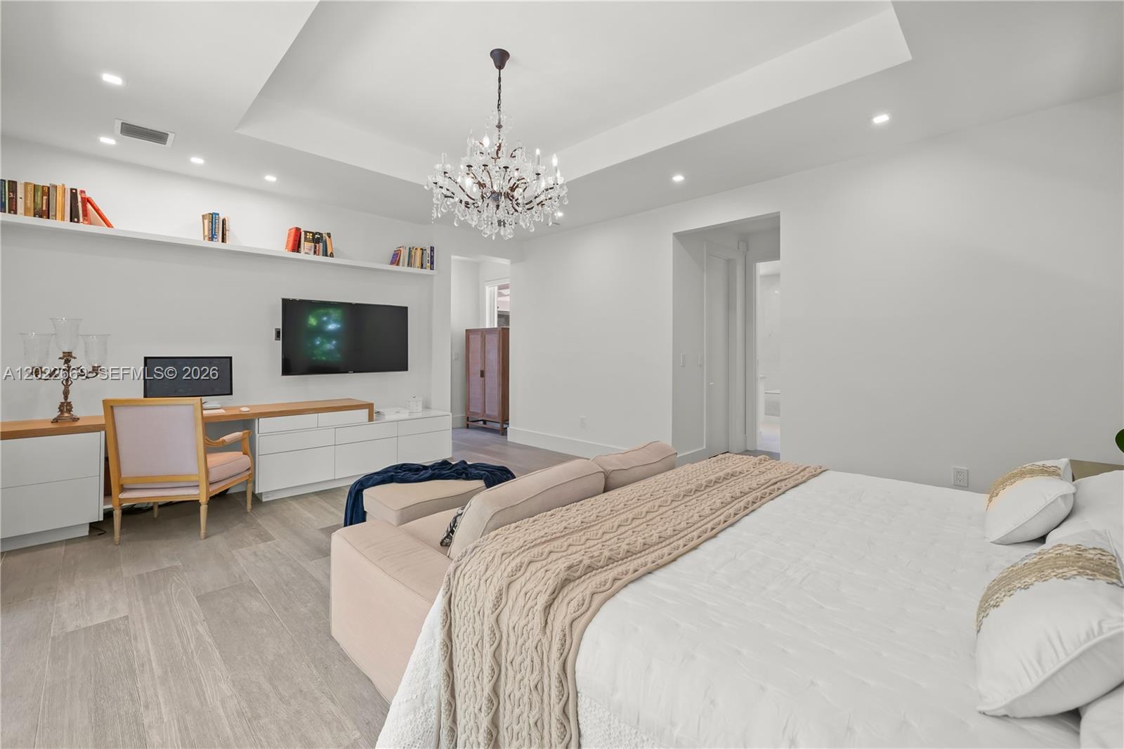SHAW PROPERTY - Residential