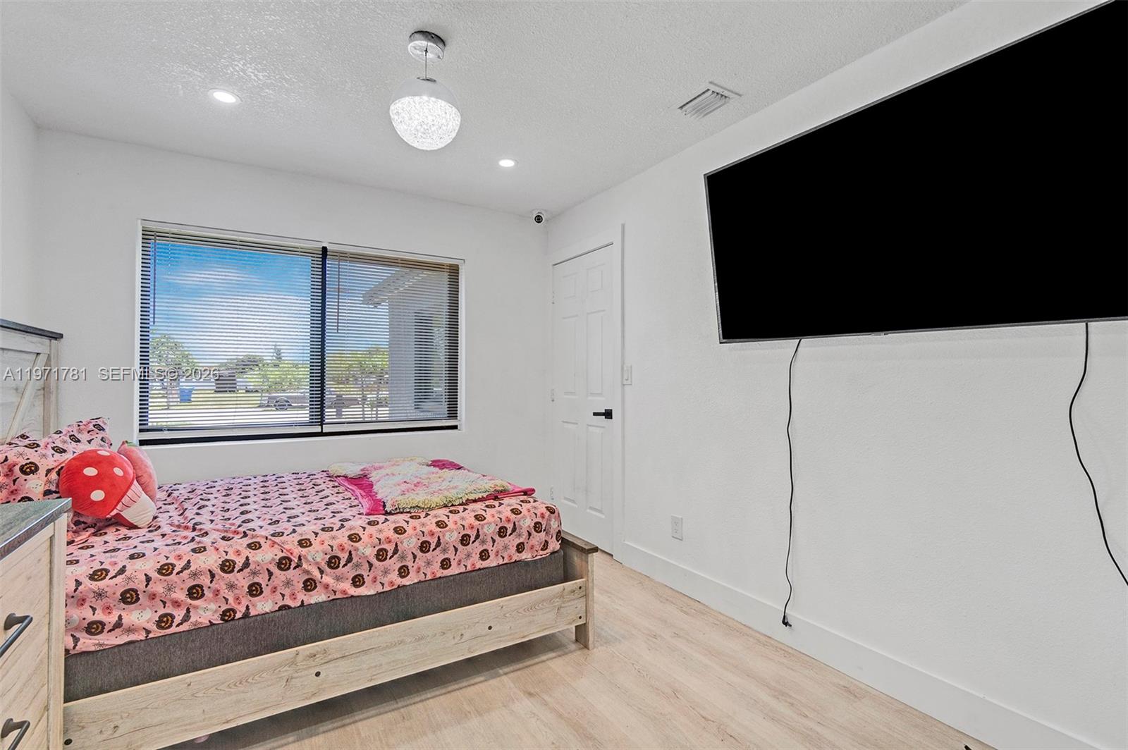 CARVER RANCHES - Residential