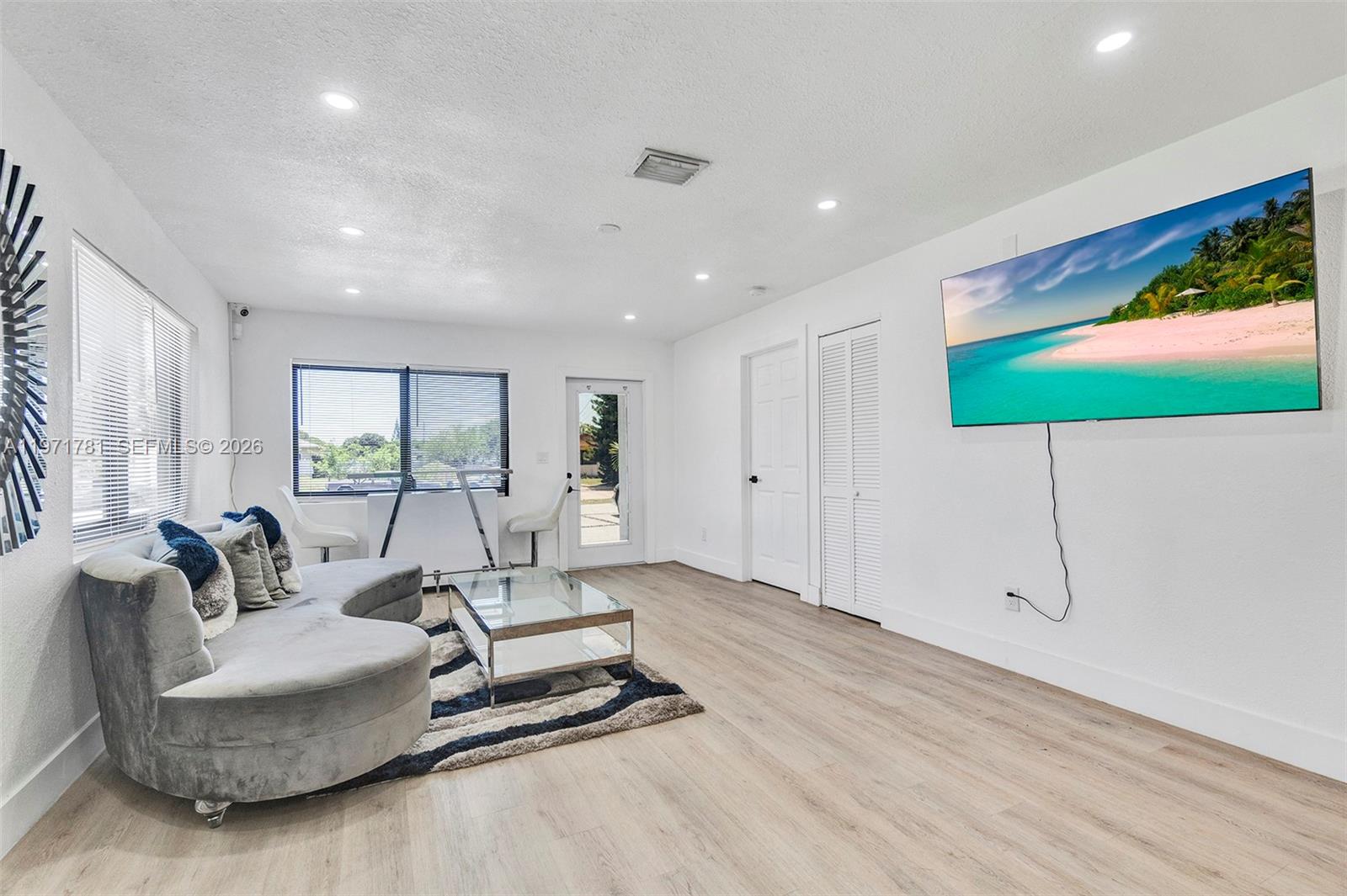 CARVER RANCHES - Residential