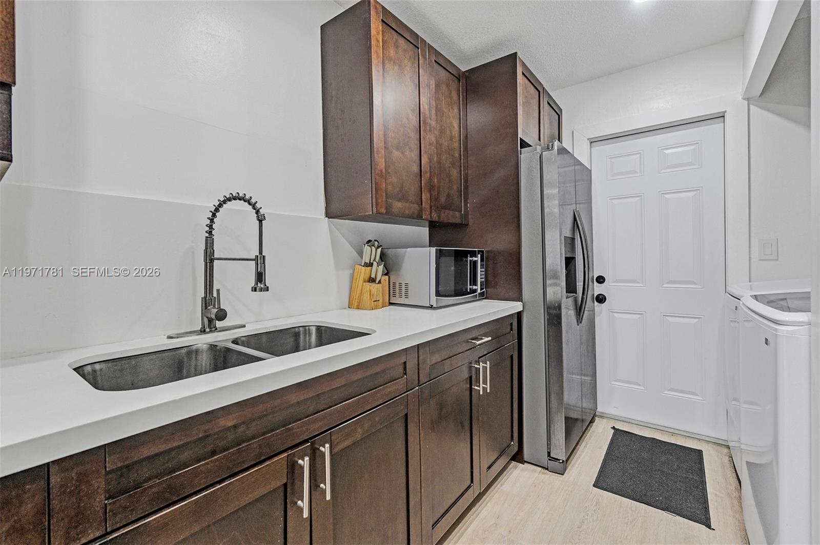 CARVER RANCHES - Residential