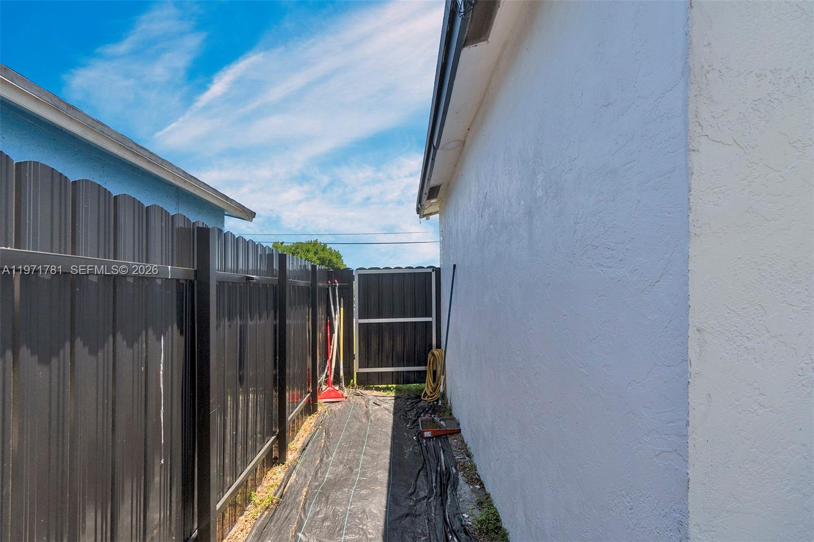 CARVER RANCHES - Residential