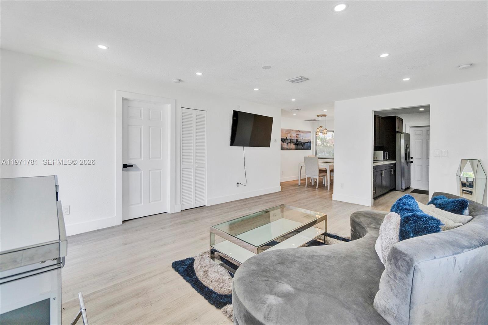 CARVER RANCHES - Residential