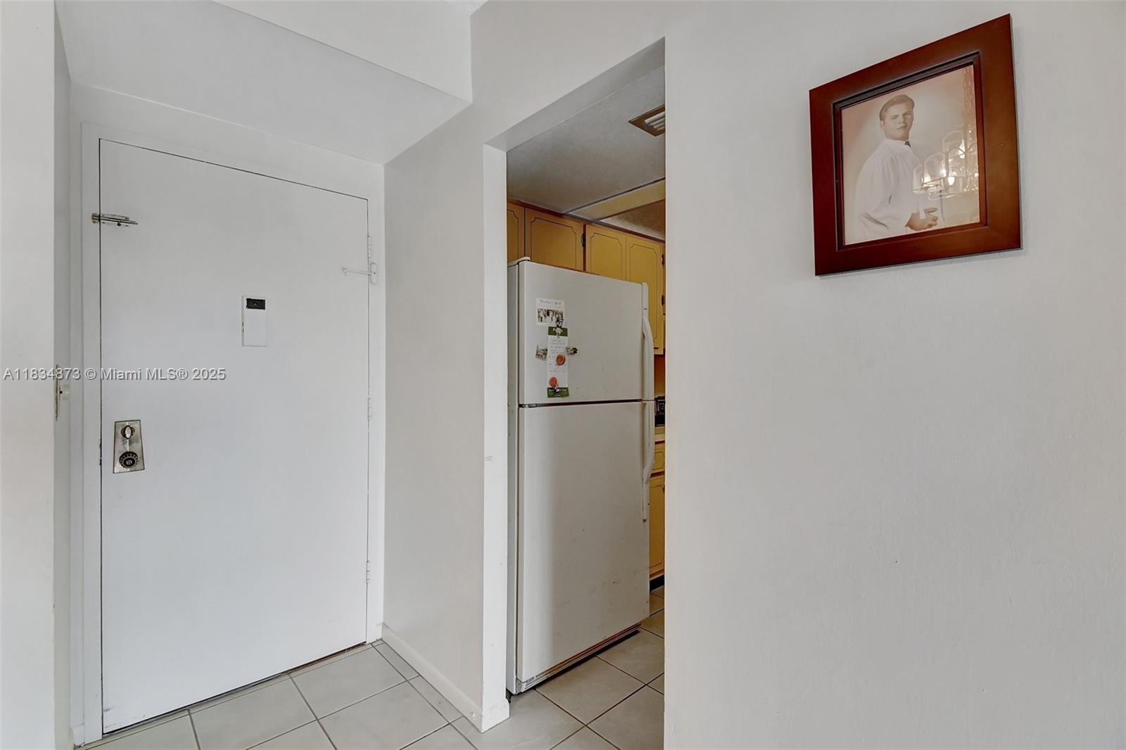 4350 Hillcrest Dr 306