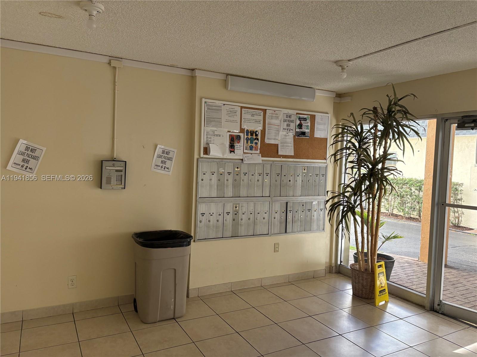 PARKSIDE TOWERS CONDO - Residential