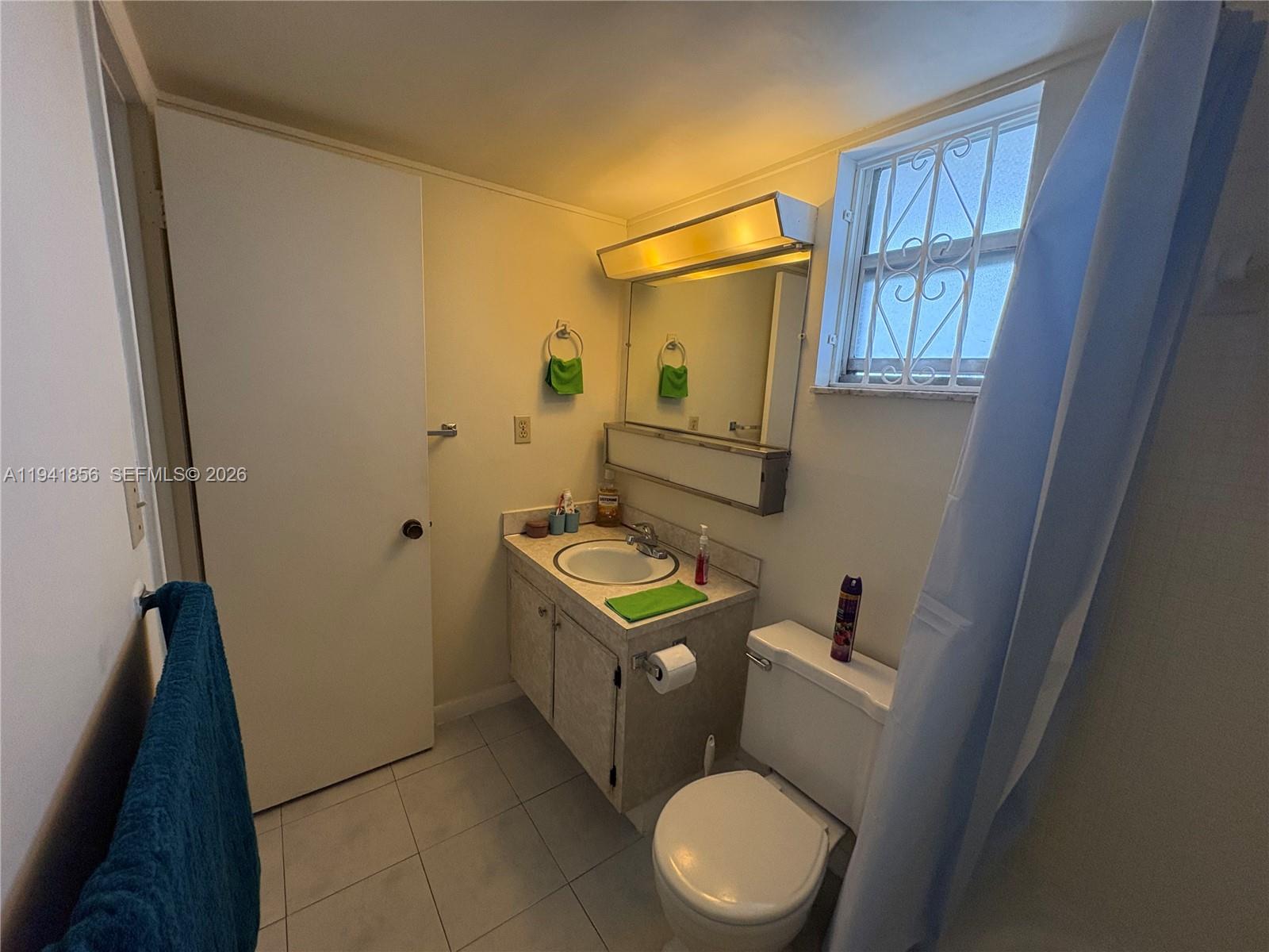 PARKSIDE TOWERS CONDO - Residential