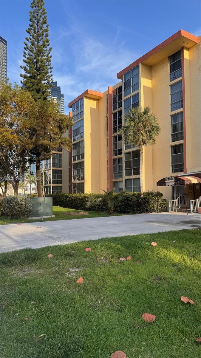 AVILA SOUTH CONDO - Residential Lease