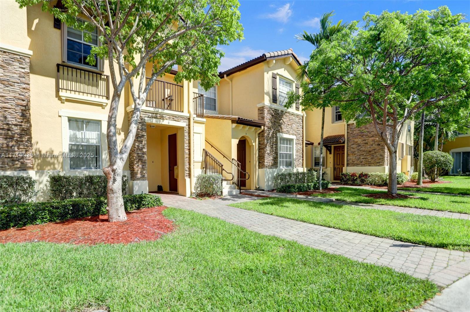 THE SHORES CONDO NO 1 - Residential