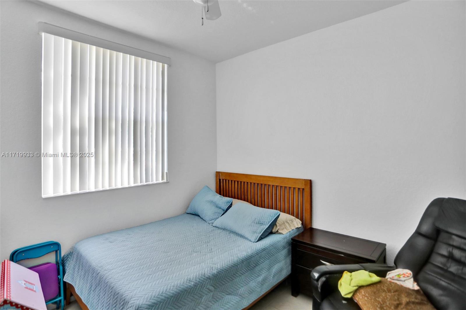 THE SHORES CONDO NO 1 - Residential