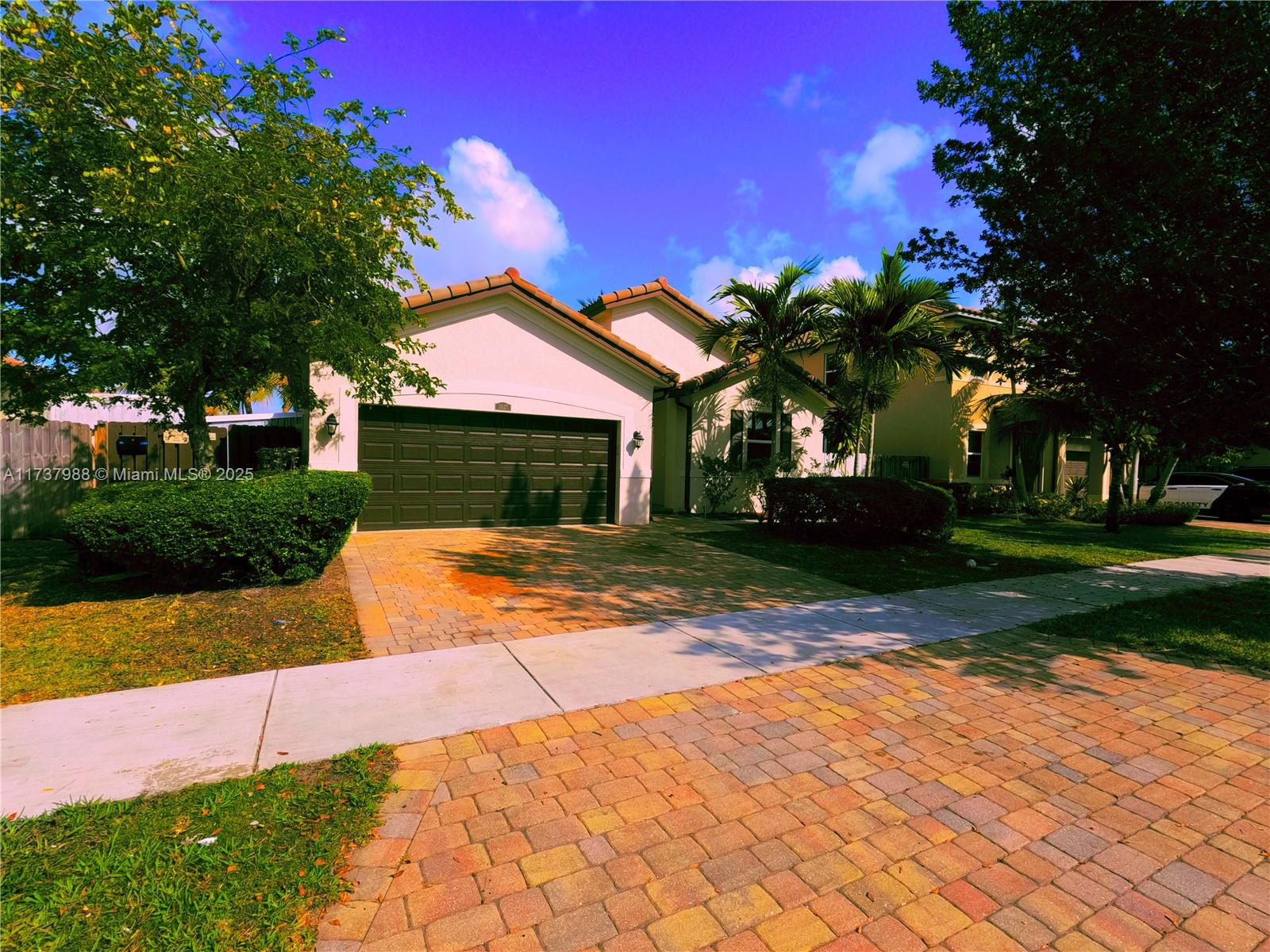 Rental Property at 13127 Sw 284th St, Homestead, Miami-Dade County, Florida - Bedrooms: 3 
Bathrooms: 2  - $3,500 MO.
