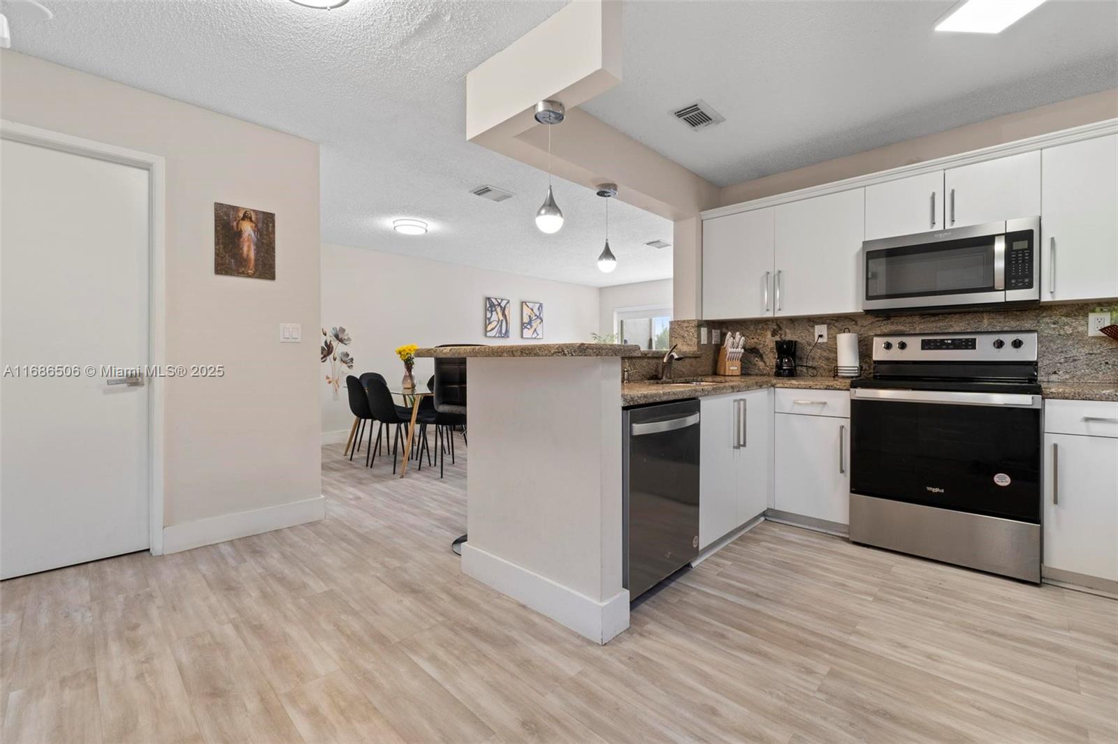 VILLA DORAL CONDO NO 2 - Residential