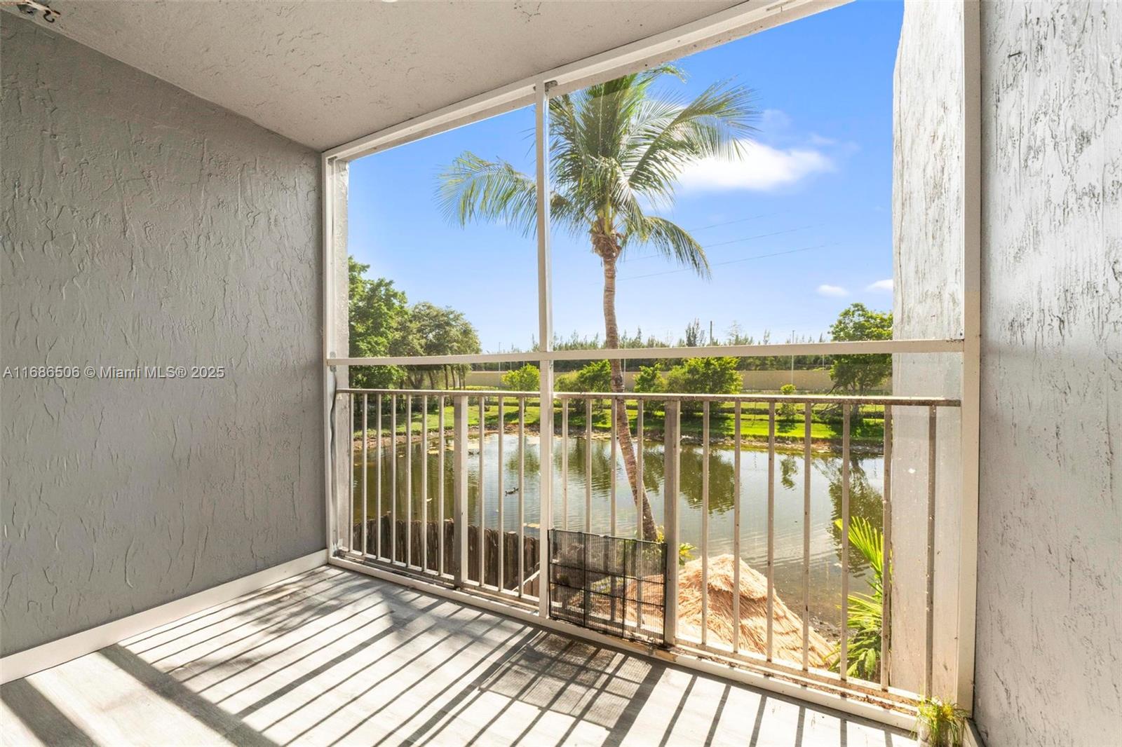 VILLA DORAL CONDO NO 2 - Residential