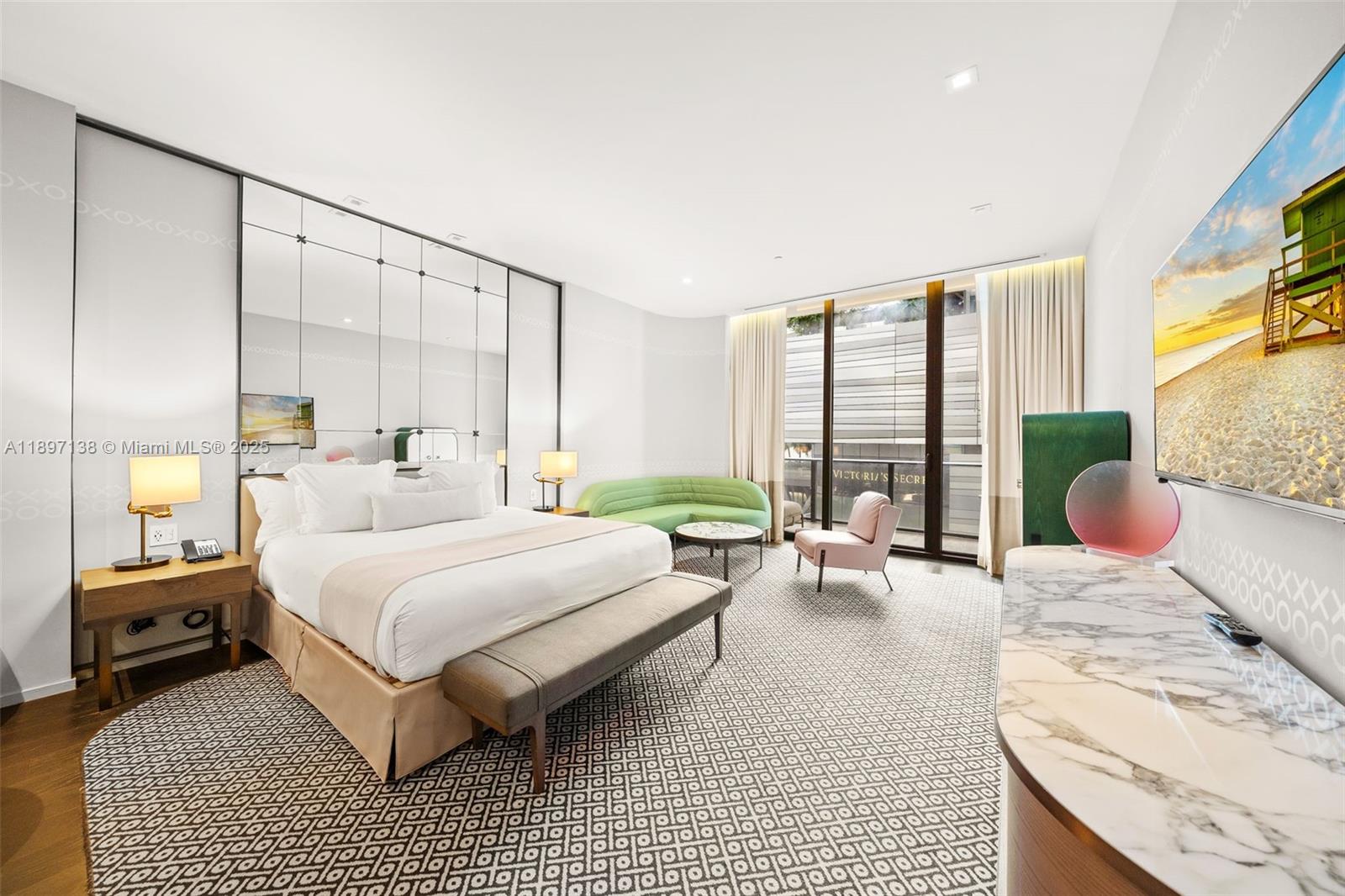 801 SMA DESIGNER SUITES C - Residential