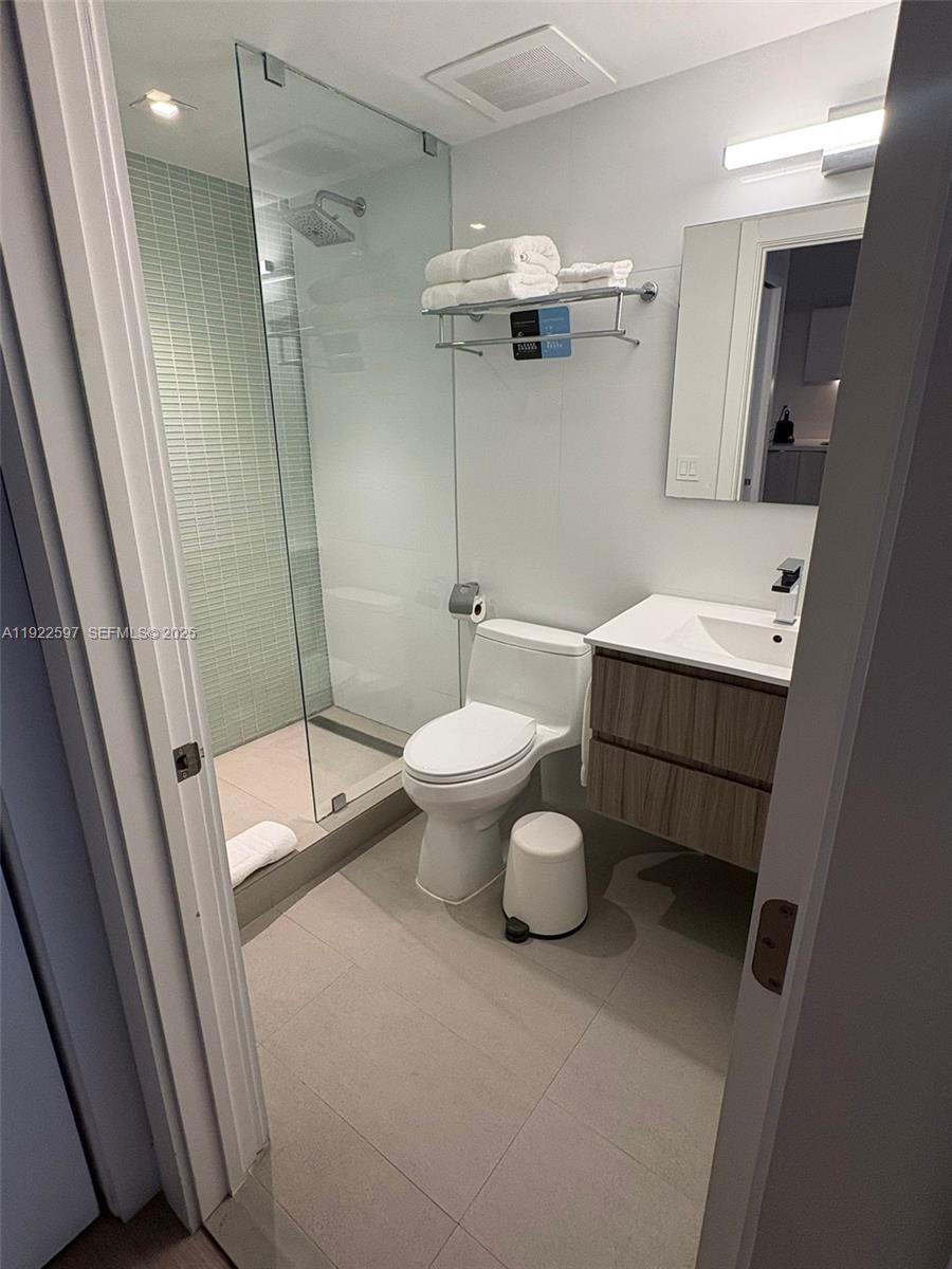 6080 COLLINS CONDO - Residential