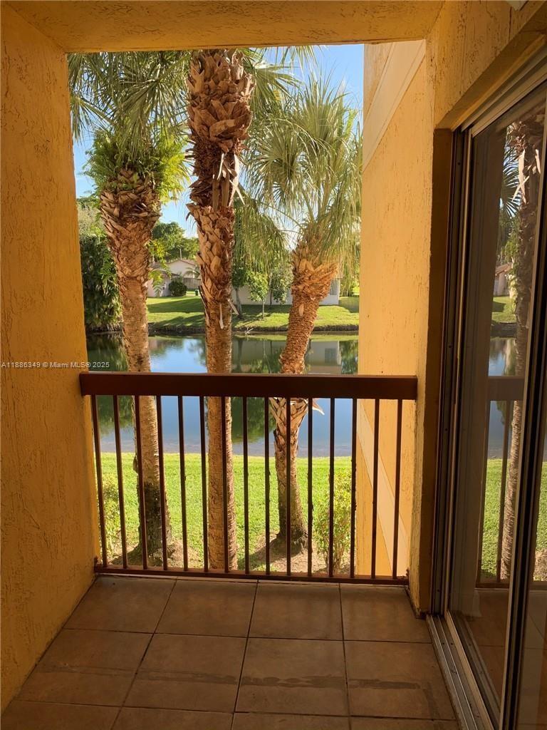 SOUTH PALM PLACE CONDO - Residential