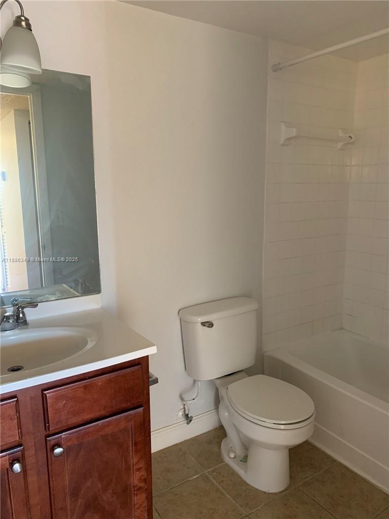 SOUTH PALM PLACE CONDO - Residential