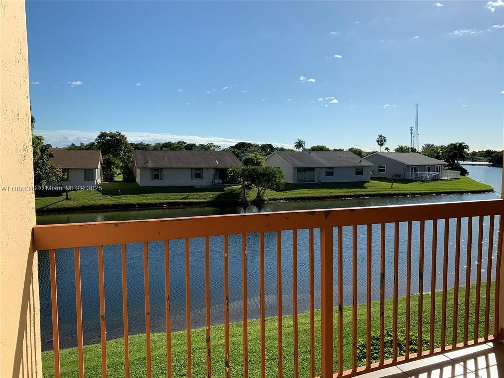 SOUTH PALM PLACE CONDO - Residential