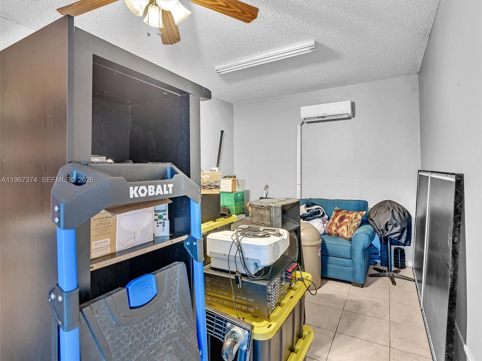 FANTASY ONE - Residential