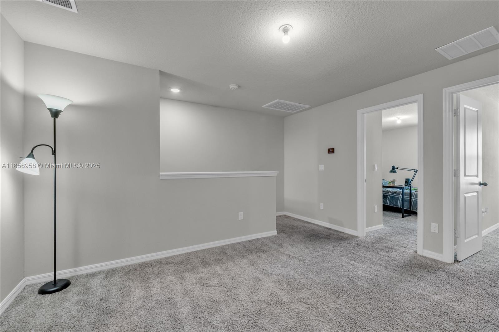 FONTANA TOWNHOMES - Residential