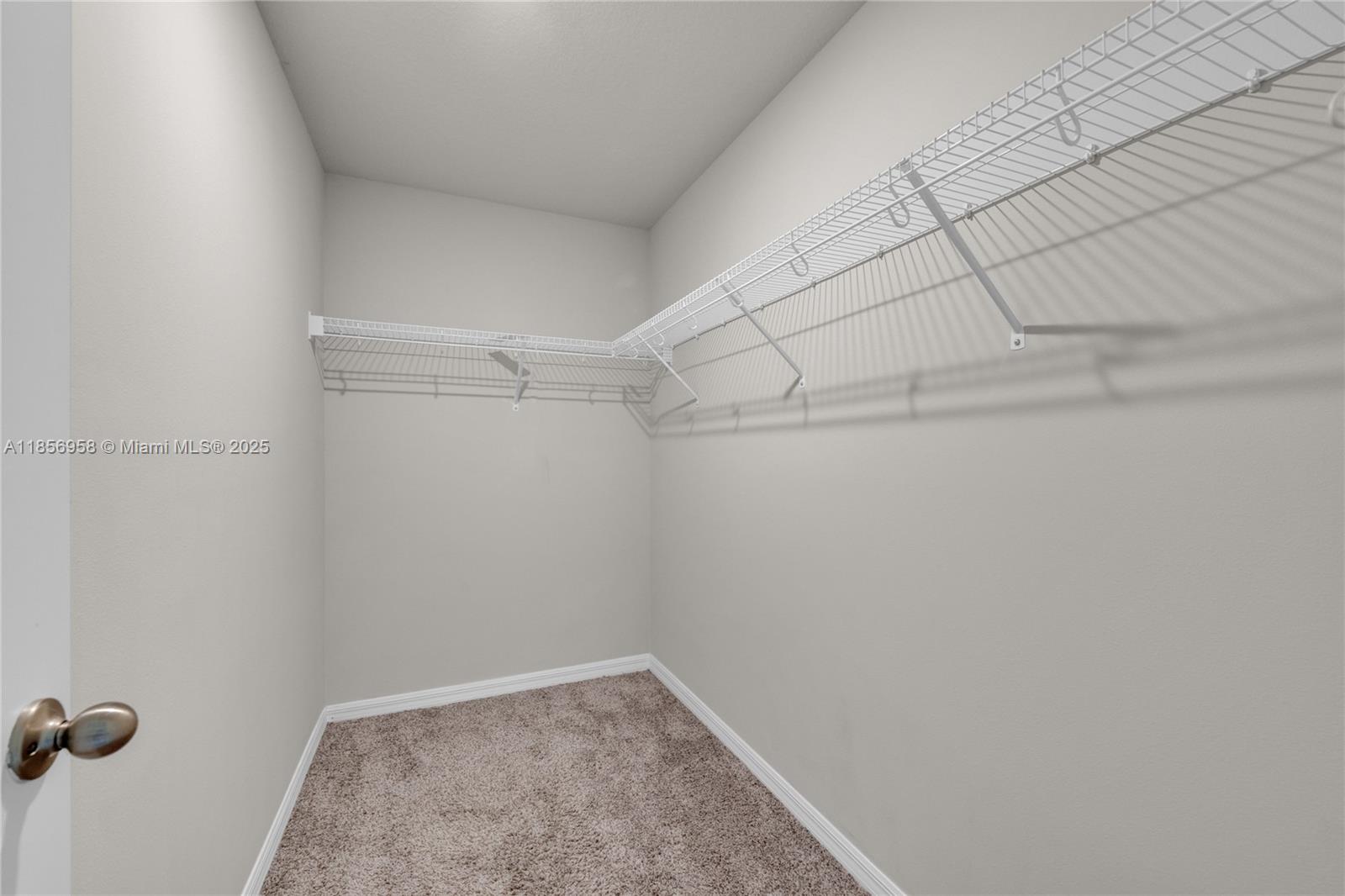 FONTANA TOWNHOMES - Residential