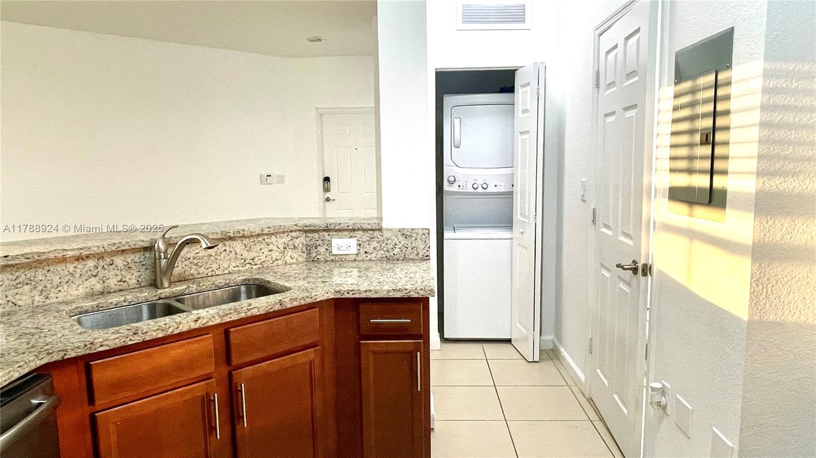 ADAGIO AT CENTRAL PARK CO - Residential