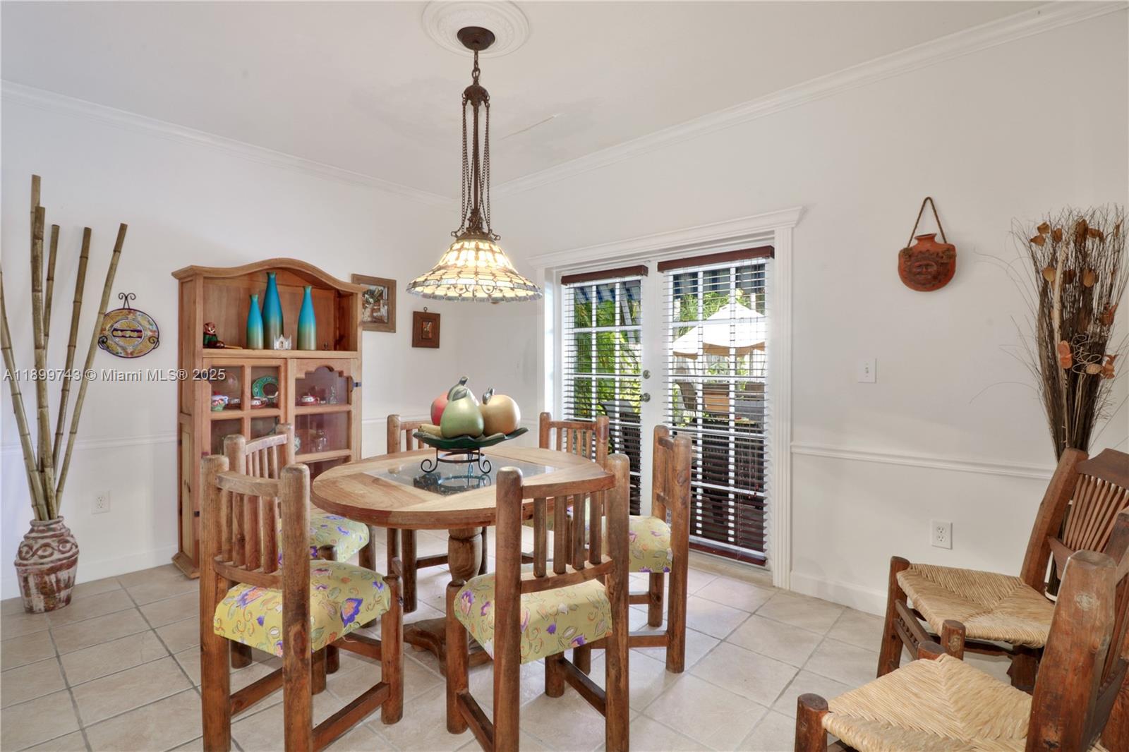 CAPRI HOMES - Residential