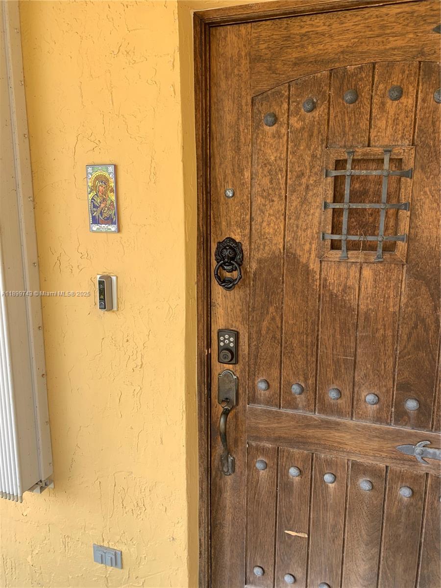 CAPRI HOMES - Residential