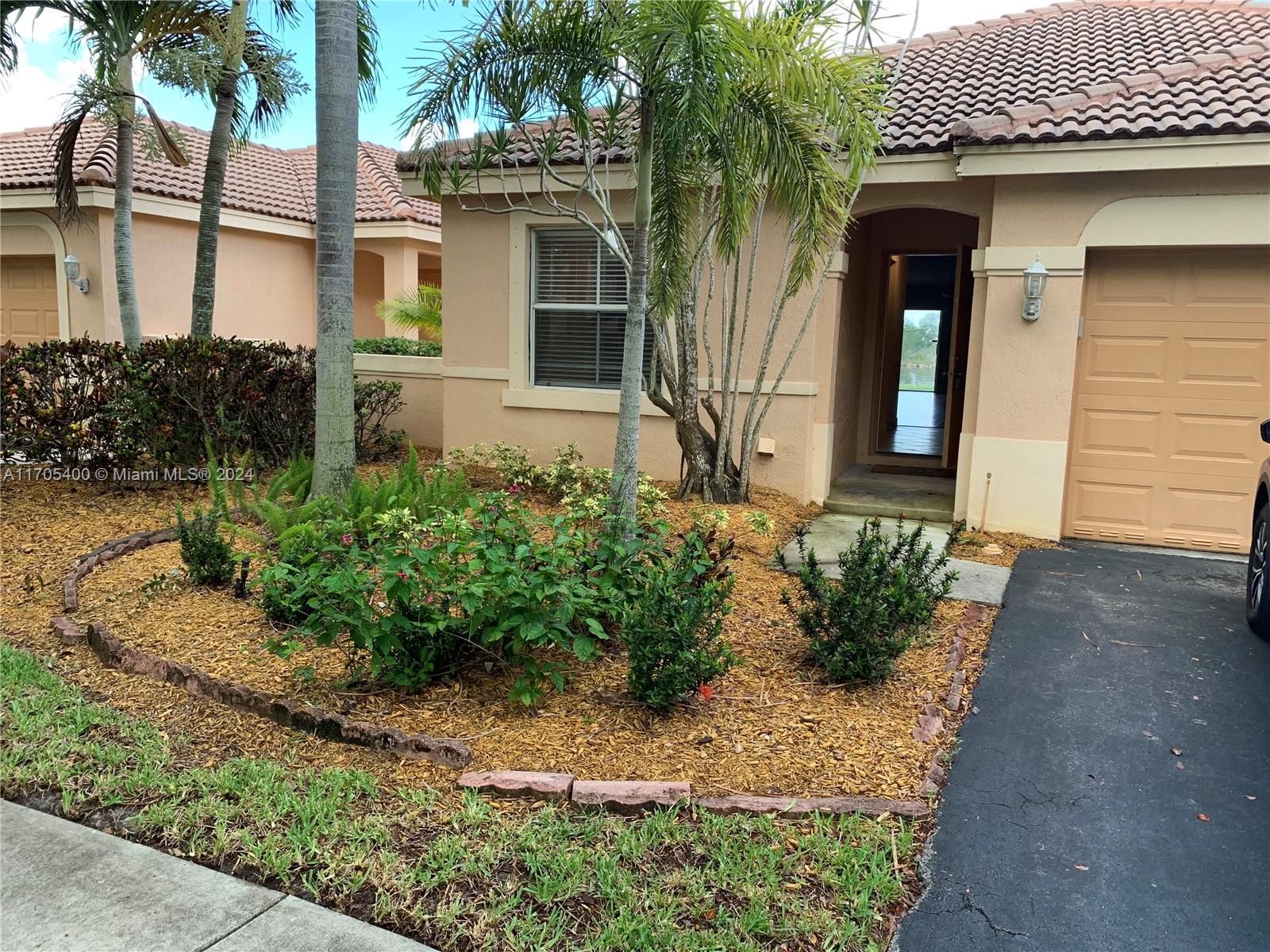 Property for Sale at Address Not Disclosed, Weston, Broward County, Florida - Bedrooms: 3 
Bathrooms: 2  - $3,700