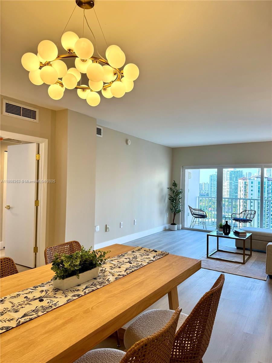 300 Bayview Dr 1801